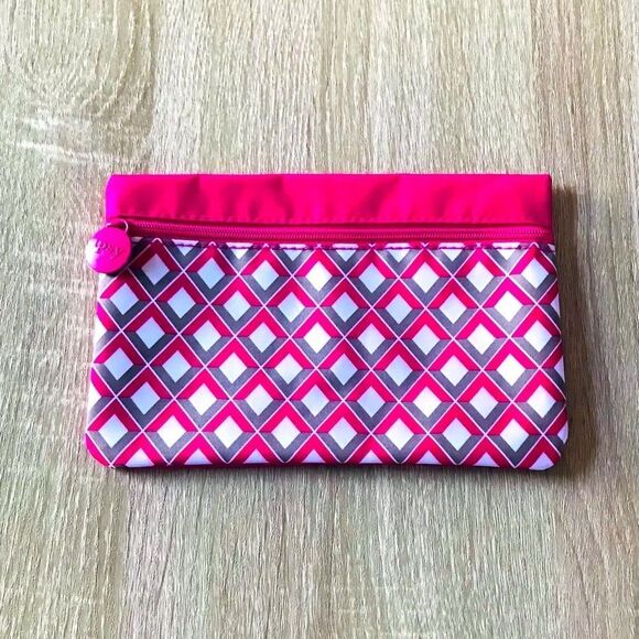 NEW … IPSY Cosmetic / Makeup Bag - Picture 1 of 3